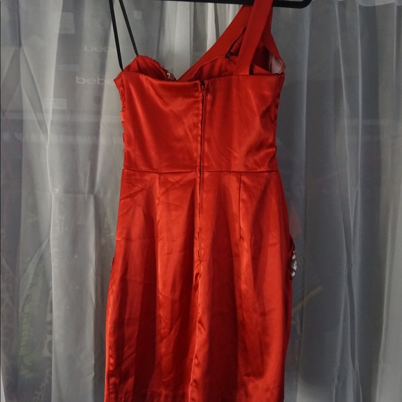 Formal party dress - Picture 3 of 3